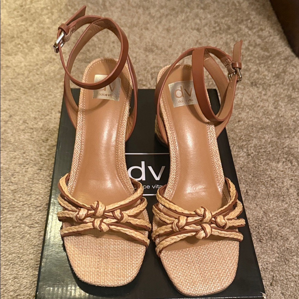 DV by Dolce Vita Women's Brown and Cream Knotted Sandals